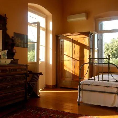 Villa Poseidonia